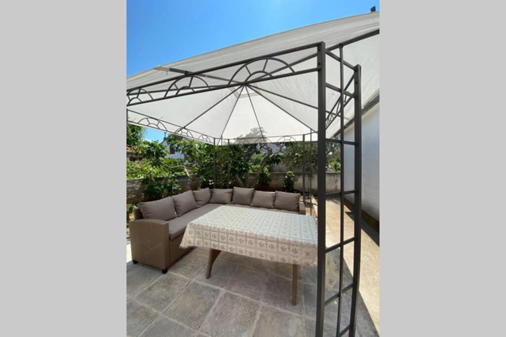 Comfy Apartment In A Quiet Neighborhood Sibenik Ngoại thất bức ảnh